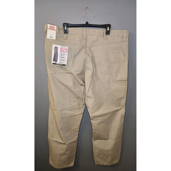 NWT Wrangler Workwear Technician Pants Men's 42x30 Brown Relaxed Fit Straight‎ - Picture 3 of 8
